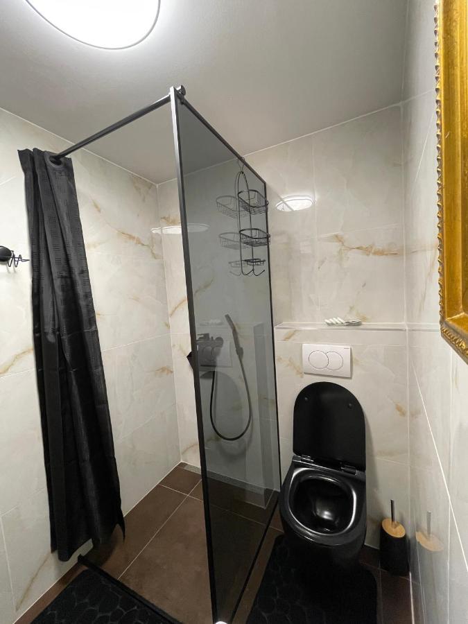 Tequila Apartments (Adults Only) Zadar Extérieur photo
